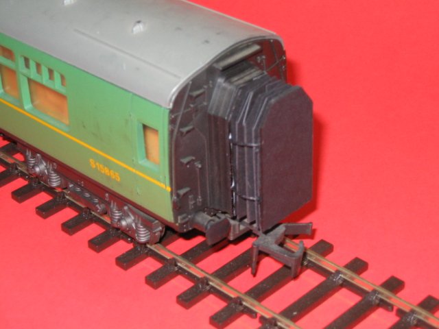 Add Realistic Corridor Ends to your Lima Coaches